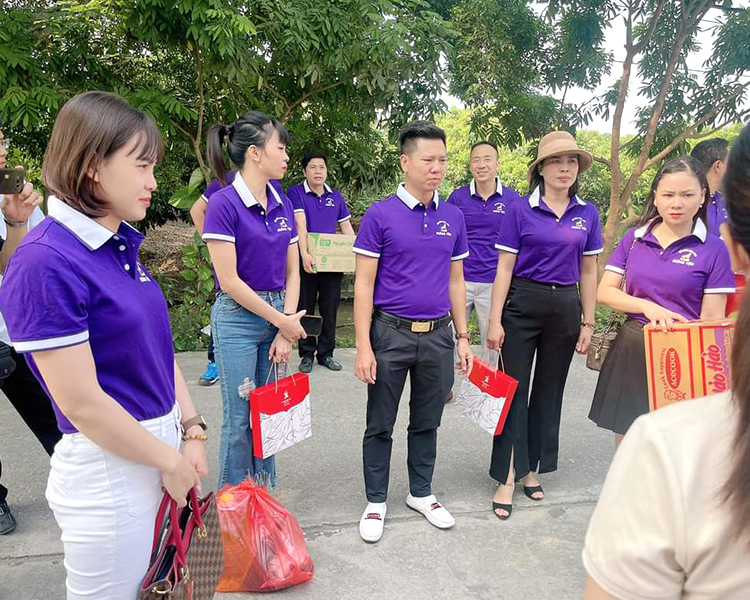 CÔNG TY TNHH VẬN TẢI VÀ THƯƠNG MẠI HƯNG THẢO